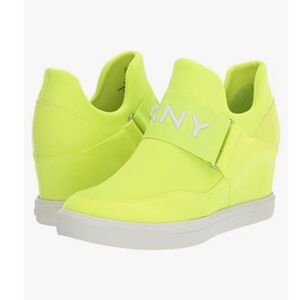 NEW! DKNY Women's Cosmos-Wedge Sneakers in zest/lime Color Women’s Size 6.5